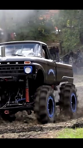 Moore Problems Cummins powered ford mega truck #michiganmotorsports | Buddy713 - Michigan Motorsports