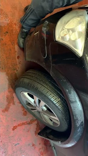 Mercedes Vito glow plug location