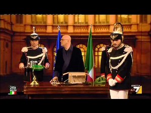 Crozza nel Paese delle Meraviglie - NAPOLITANO, TOTO' E LA BANDA DEGLI ONESTI