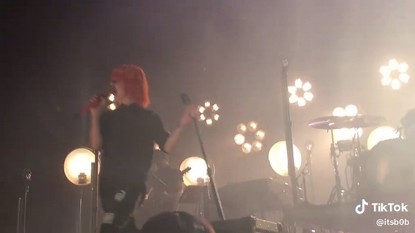 2015 was a blast. @Paramore #paramore #2015 #selftitled #hayleywilliams #tayloryork #music #emo #love #rock #jams