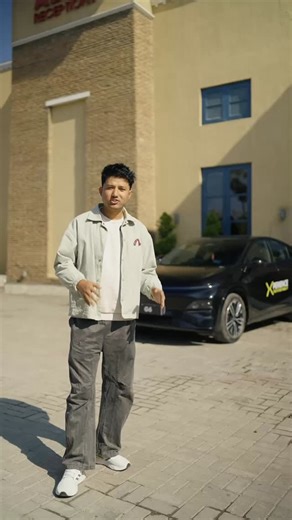 Xpeng sold over 4.29 lakh vehicles in China in 2025. So what makes the Xpeng G6 EV special? Let’s find out. Robo-face design language 0–100 km/h in just 6.6 seconds Top speed of 200 km/h 190 kW rear-wheel-drive motor 440 Nm of torque, offering strong performance in its segment 66 kWh LFP battery 435 km WLTP-rated range XPilot advanced driving assistance, similar to Tesla Autopilot 800V architecture for faster charging and better efficiency Xpeng G6 and other CG Motors brands like GAC AION, Smart