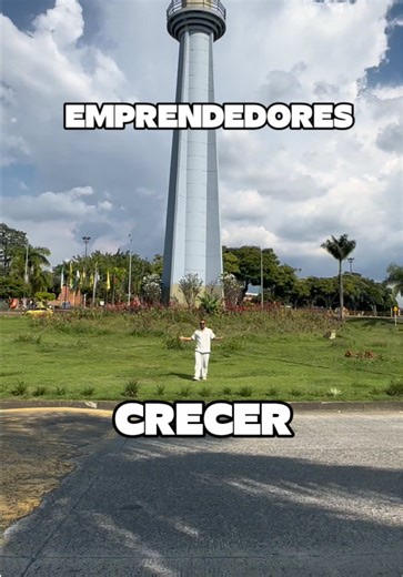 Apoyando Emprendedores en 2025 con Compremos Local