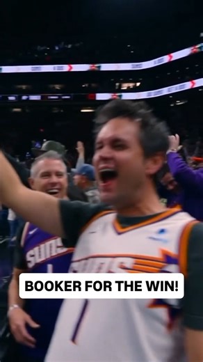 DEVIN BOOKER WINS IT FOR THE SUNS! 🔥 A pair of clutch shots from Devin Booker helped the Suns secure the thrilling comeback win at home! 🤩 | NBA