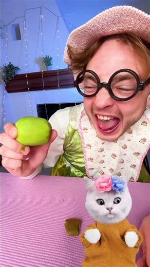 كيف تقشر الكيوي بطريقة مبتكرة! 🥝✨