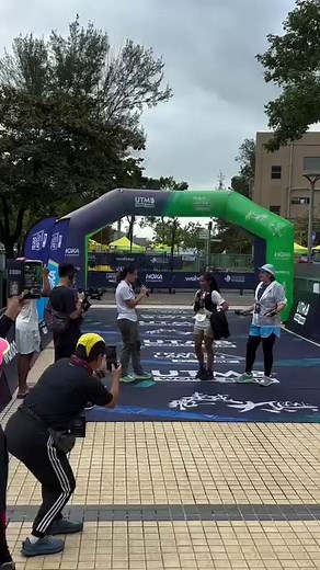 What a 💪 finish! …see what it looks & feels like following one of the World’s fastest woman downhill runners at the end of yesterdays race…hang on!😃 @sunmayabudha @thenorthface_trail @thenorthfacehk @corosglobal @coros_hk @asiapacificadventure @apaoutdoorshop | Asia Pacific Adventure Athletes