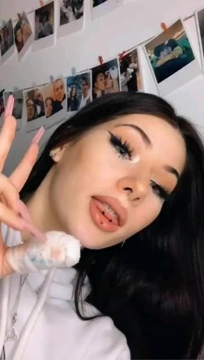 barbi kraljica ne prati🥺💜👑 (@barbi.x.qween)’s videos with original sound - Janz - Janz Crisostomo