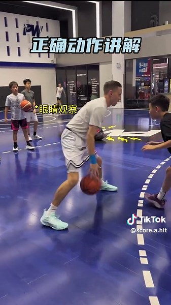#fyp 别再被动应对了！学会如何像高手一样主导比赛! #控球王训练营 #pointgod控球王 #进攻细节