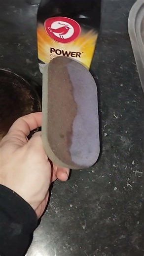 Cleaning a burnt pan. #pans #cleaning #degreaser #brush