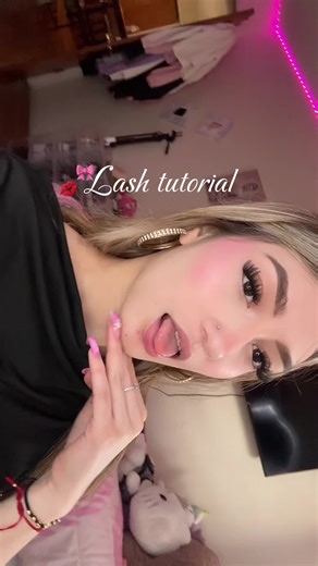 Easy Lash Tutorial: Get Stunning Lashes