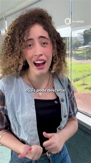 Can a WhatsApp screenshot be used as evidence in court?