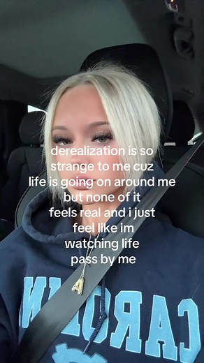 Understanding Derealization: Navigating Unreal Experiences