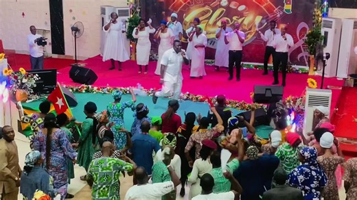 RCCG Togo Mass Choir Praise Session