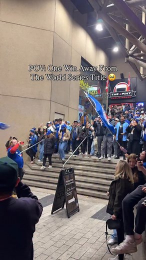 369K views · 20K reactions | Will you be watching this Friday’s Game 6? Toronto Blue Jays stun Los Angeles Dodgers 6-1 to take World Series lead 凉 #toronto #todotoronto #bluejays | Todotoronto | Facebook