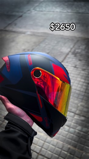 Casco x-ONE con visor tornasolado a $2650