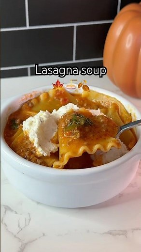 Cozy Lasagna Soup Recipe | Easy One Pot Dinner