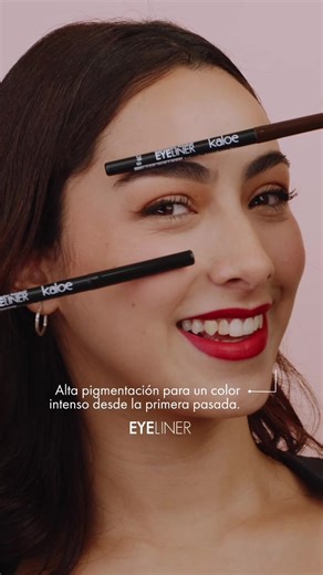 Un trazo lo cambia todo ✨ Los nuevos delineadores retráctiles de Kaloe llevan tu maquillaje a otro nivel 🧡 👁 Eyeliner intenso y resistente al agua 👄 Lipliner en gel, cremoso y cómodo Descúbrelos en cosmeticoskaloe.com #Kaloe #fyp #makeup
