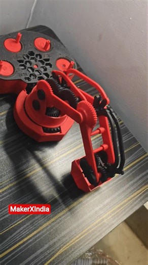 Built a Working JCB Hand with a 3D Printer 😱”