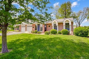 5263 Coco Dr #11B, Dayton, OH 45424 - MLS 910227 - Coldwell Banker