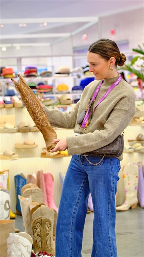 First time shopping at MAGIC or just need a quick refresher? 🛍️ Here are some tips from our MAGIC pros! 😉💞 | MAGIC