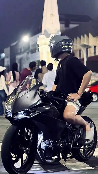Honda CBR250RR 2023: Potencia y Diseño