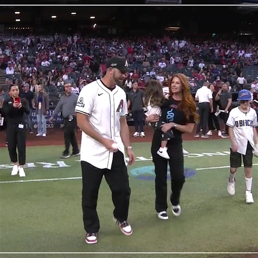 Welcome back to Chase Field, Evan Longoria! | Arizona Diamondbacks