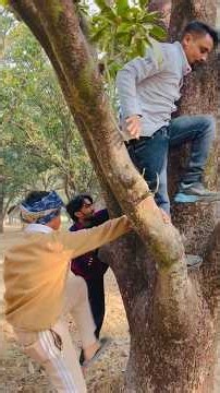 Ek jungle ka maalik esaaa bhii 😂😂😂😂 #comedy #shortsfeed #funny