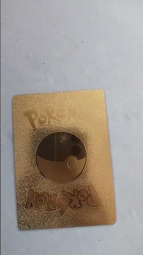 Charizard VMAX. Gold Pokemon card #pokemon #pokemonchannel
