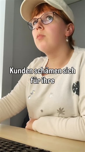 Bildershop-24 GmbH on Instagram: "Wir drucken gerne alle eure Bilder als Apostel oder Leinwände. Und ich meine. Alle. Von XRays über fairy Prince boyfriends bis *spicy* Art war schon alles dabei, Du kannst uns nicht mehr schocken😁👀 Kennst du unseren Wunsch-Bilderrahmen Konfigurator eigentlich schon? Da kannst du dein Motiv hochladen und direkt mit Rahmen und Passepartout bestellen🤗"