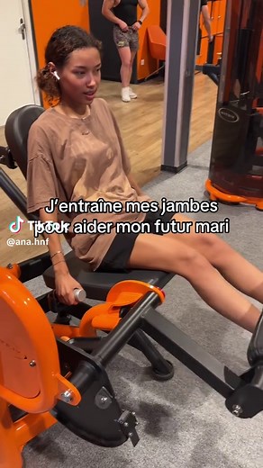 J’entraîne mes jambes pour aider mon futur mari — routine simple