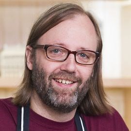 Wylie Dufresne | Keynote Speaker | AAE Speakers Bureau