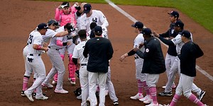 'It's big time': 2nd straight walk-off for Yanks