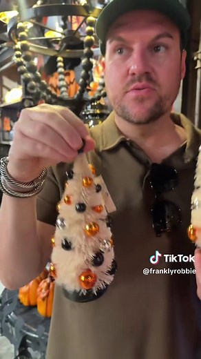 Roger’s Gardens Halloween decor tour: best displays to see