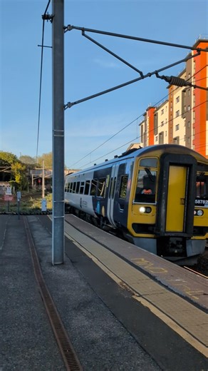 Northern Rail class 158 arriving at Manors #train #trainspotting #publictransport #railway