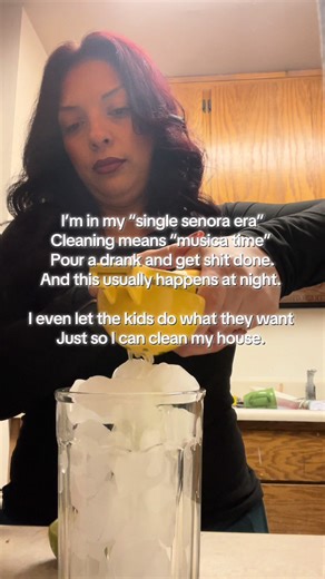 Cheers 🍻 #singlelife #singlemomlife #jennirivera #granmalo #cleaningtiktok
