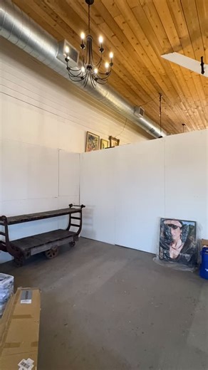 Setting up for the Winter Show in Round Top at @thecompound_roundtop ! Can’t believe it’s was only a few months ago that I visited my favorite stop during the Fall antique show and said what if I could be here!? Truly grateful to new vendor friends and this venue for welcoming me to my first Round Top show! 🫶🏼🫶🏼🫶🏼 | Leslie Lenhart