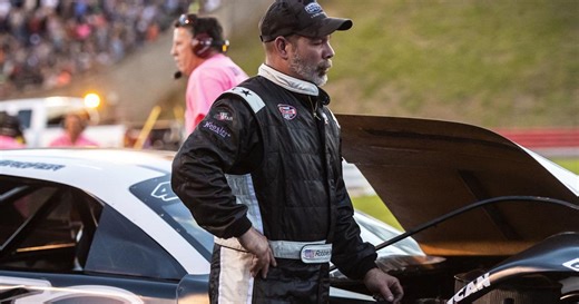 Bowman Gray driver Robbie Brewer dies after wreck at Winston-Salem track