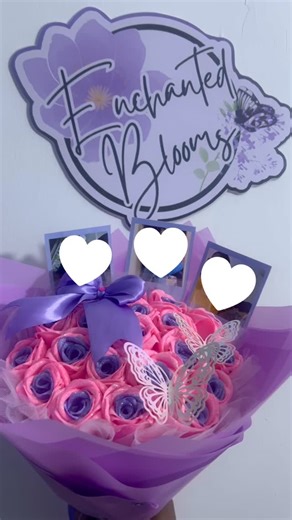 Enchanted Blooms🇹🇹 on Instagram: "🩷💜🩷💜🩷💜🩷💜🩷💜 __________________________________ #bouquet #roses #ribbonroses🌹 #pinkpinkpink"