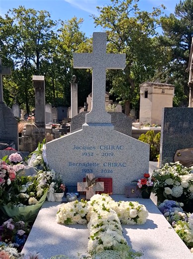 Tombe de Bernadette Chirac — visite et informations