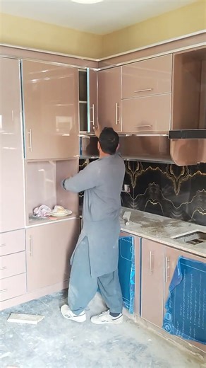 modular kichan cabinet design in super glass ply wood #interiordesign #wardrop