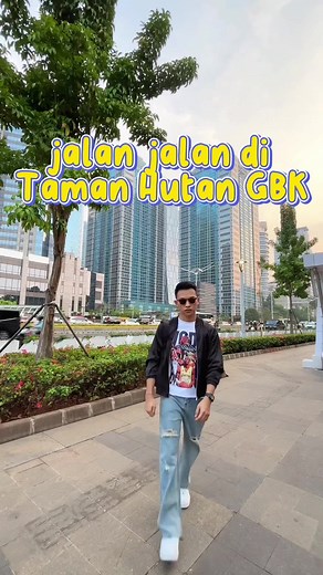 Pacaran di Taman Hutan Kota GBK: Pengalaman Romantis di Jakarta