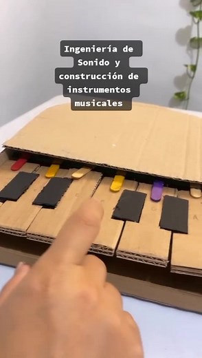 Si quieres aprender a construir instrumentos con material reciclable visítanos y conoce más en nuestro Instagram @Nova.robot 🤖 #viral#robotica#colombia#roboticaytecnologia#parati#cursosniños#ciencia