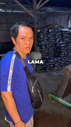 HUNTING THE MOST DELICIOUS ROASTED PORK IN INDONESIA BANGKA ROASTED PORK #shorts