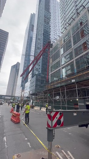 We’re back on top of Queen’s tallest building, 42-06 Orchard Street, to continue dismantling our Favco 440 internal climber tower crane with assistance from our 35-ton Timberland Derrick. Internal tower cranes are the fastest, safest, and most efficient way to build high-rise buildings in New York City! Project: 42-06 Orchard Street Crane: @uscranes General Contractor: @tritonconstruction_ Concrete: @highburyconcreteinc 🏗 We have an extensive fleet of state-of-the-art tower cranes for your next