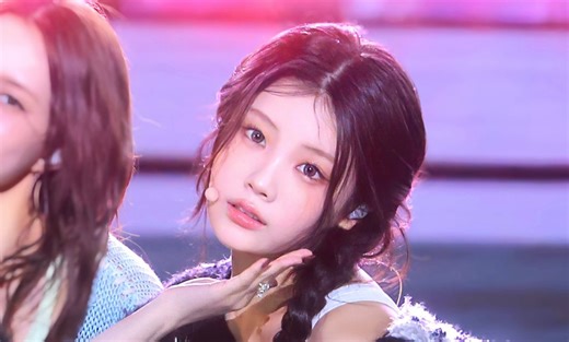 4K舞台！【ILLIT】241025 音乐银行-IYKYK(If You Know You Know) Cherish (My Love)舞台 直拍[4K]