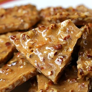 The rich flavors of butter and rum in a sweet, crunchy treat. And it takes less than 30 minutes to make! Recipe: https://tasty.co/recipe/buttered-rum-brittle | Tasty