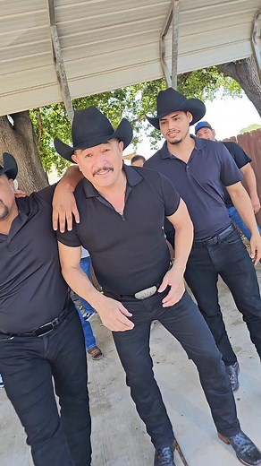 371K views · 15K reactions | El Bobby Pulido spreading good vibes, un movimiento de baile a la vez! #fypシ゚viralシfypシ゚ #viralreelsシ #paratiiiiiiiiiiiiiiiiiiiiiiiiiiiiiii #vaquero #rgv956 #comment #share #virals | Grampa Orly | Facebook