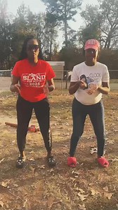 We made our own dance lol. How did we do? Temera T. Kelly #chrisbrown | Tia Tinea Terrell