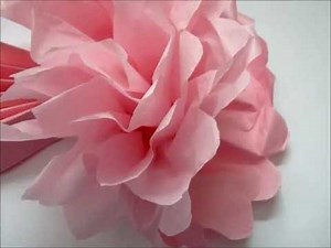 How to make tissue paper pom poms