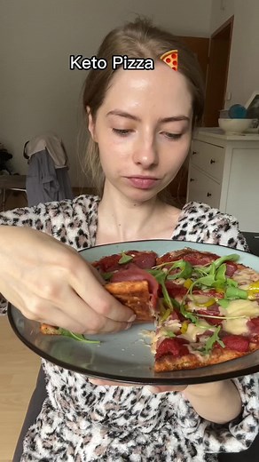 Keto Pizza: Das beste Rezept für deine ketogene Ernährung