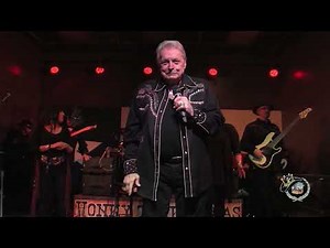 Mickey Gilley performs "Paradise Tonight" at Honky Tonk Texas in Silsbee, TX